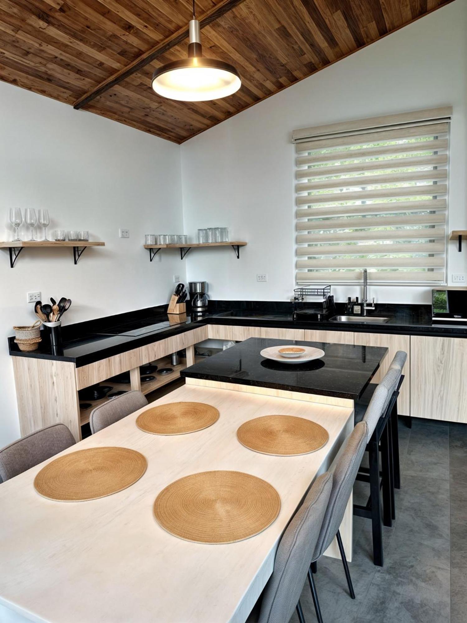 Moon Forest Apartments Monteverde ภายนอก รูปภาพ
